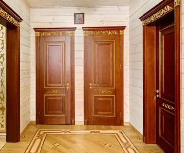 Фото дерев'яних дверей